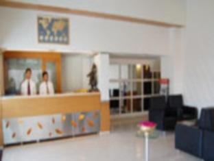 Hotel Klassic Gold Ahmedabad Exterior photo